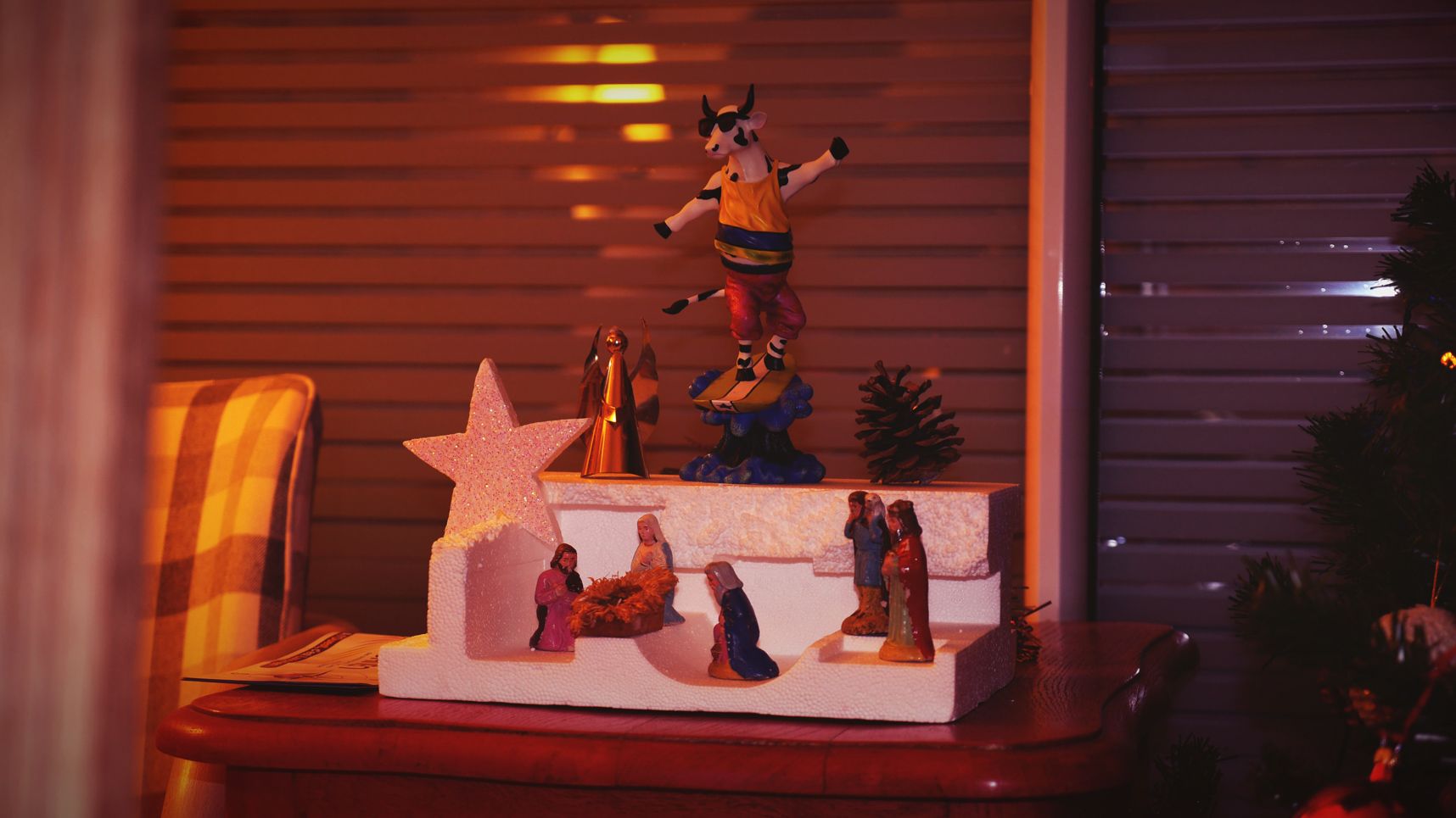 Petit Jésus arrive en surf