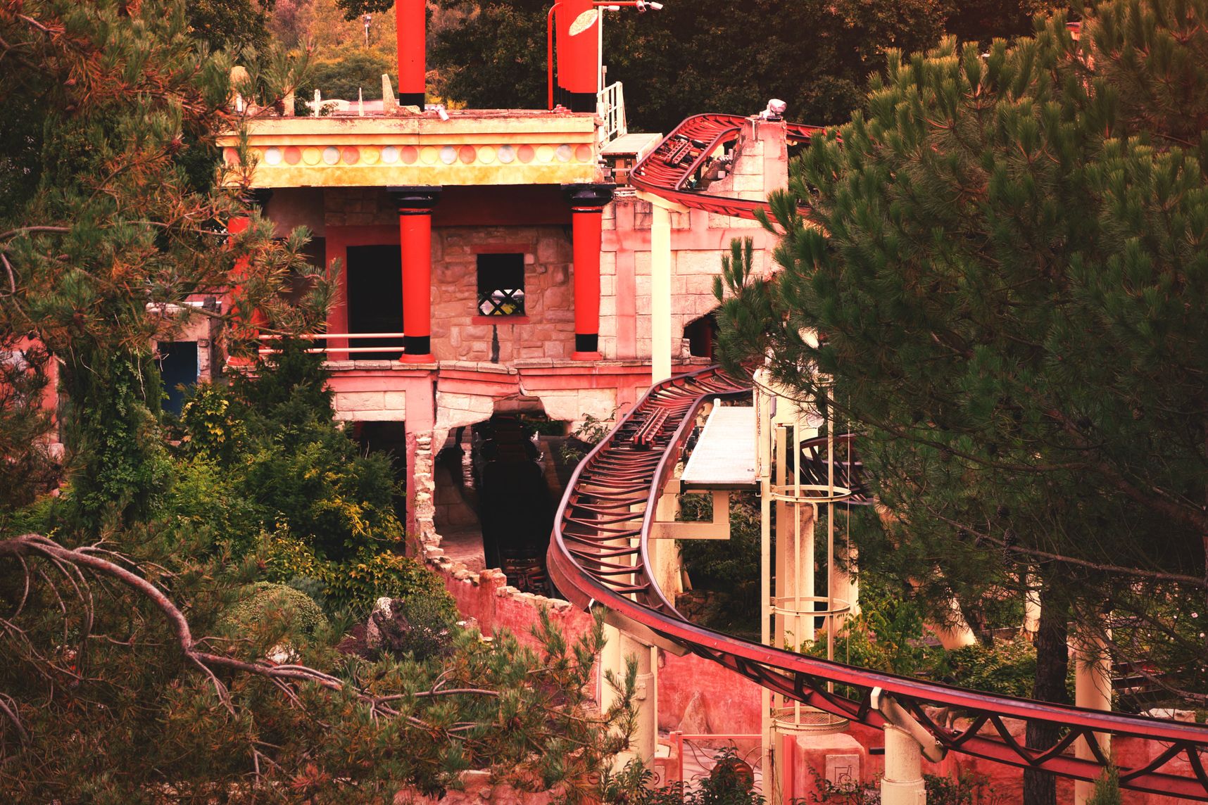 Petit train dans la montagne