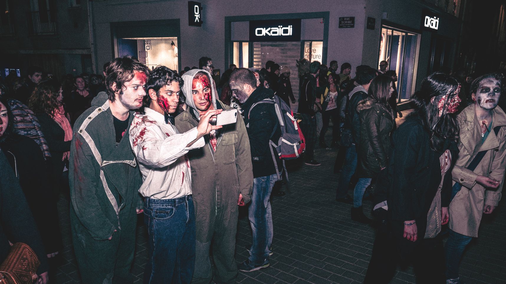Selfie zombie